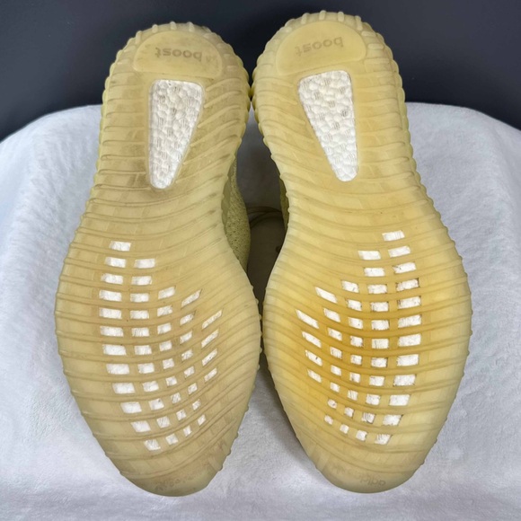 Yeezy Boost 350 V2 "Marsh" – Men’s 13.5 - Picture 9 of 10